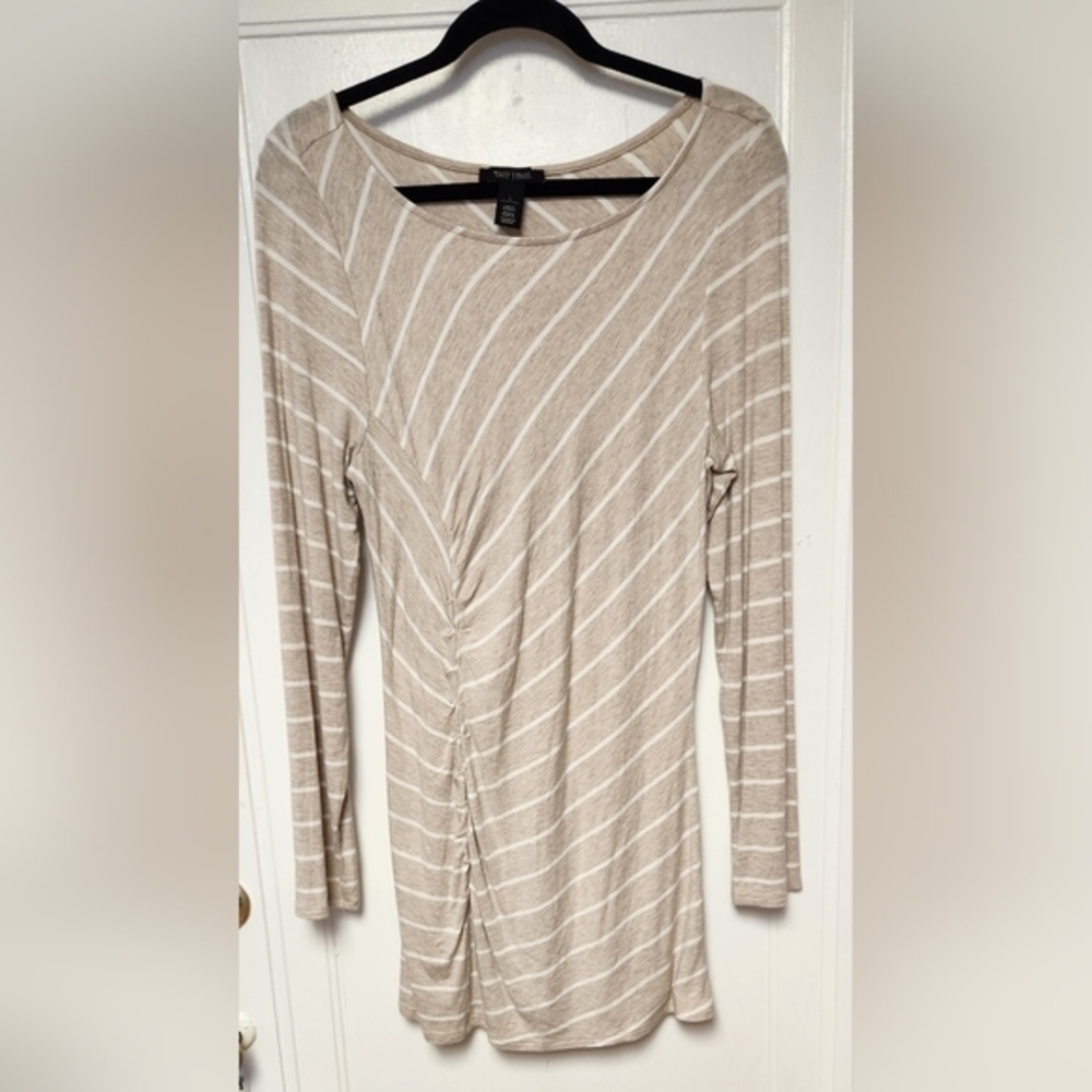WHITE HOUSE BLACK MARKET long sleeve‎ dress. Beige. Size large